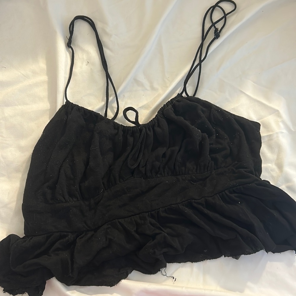 Black cropped Urban Outfitters tank top. Size small